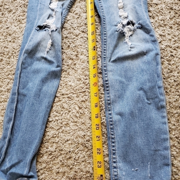 𝅺aero Cheeky Jegging Distressed Jeans - Picture 5 of 7